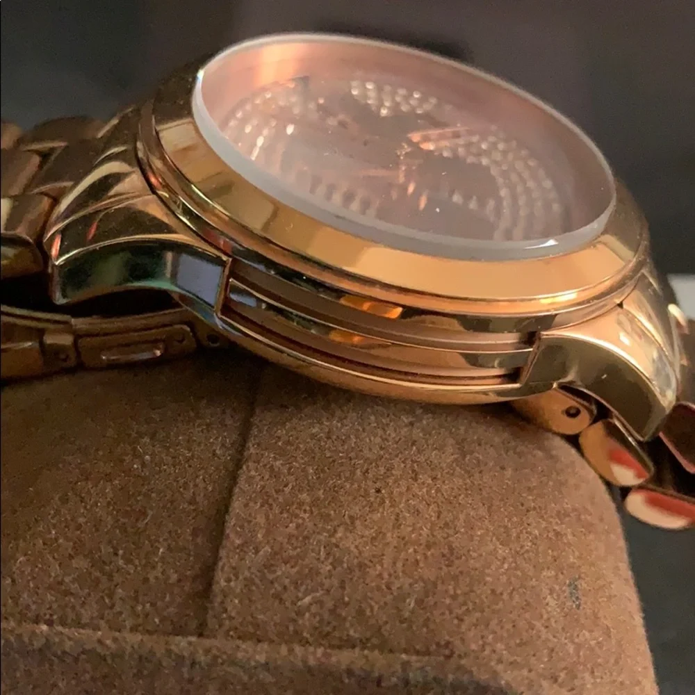 Michael Kors reposhing this